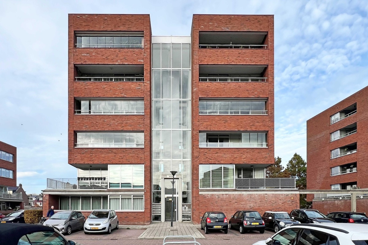 Van Naeldwijcklaan 53 , CAPELLE AAN DEN IJSSEL