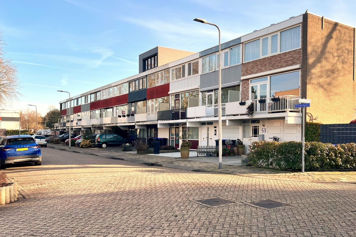 Schubertplein 49 , BERKEL EN RODENRIJS